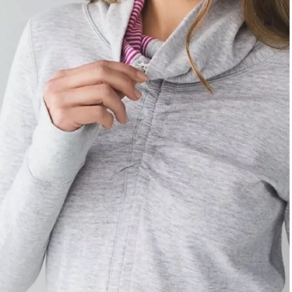 In a Cinch Top Reversible - Picture 5 of 14